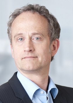 <b>Dirk Reelfs</b> neuer SMK-Pressesprecher, Andrea Valendiek wechselt in die ... - Dirk_Reelfs