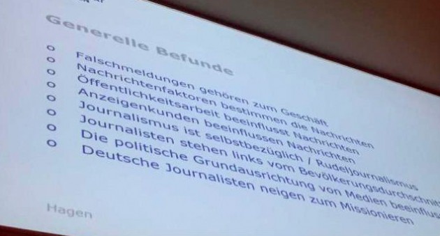 Eine der Folien von Prof. Lutz Hagen. 