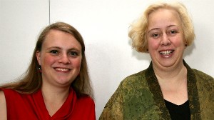 Der neue Vorstand des Journalistinnenbundes: Rebecca Beerheide und Sonya Winterberg. Foto: Eva Hehemann